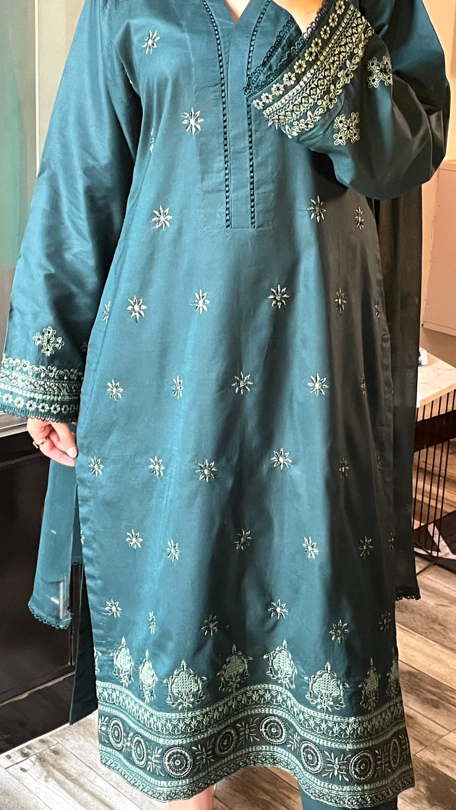 PEACOCK GREEN